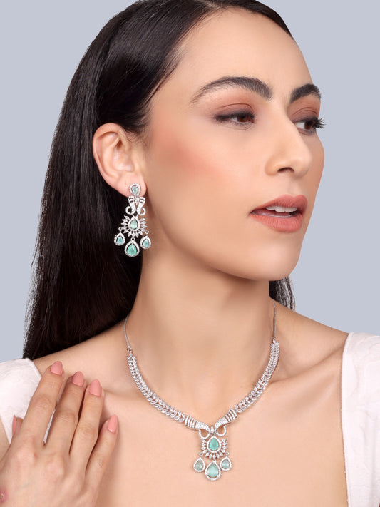 Manjari Emerald and diamond set