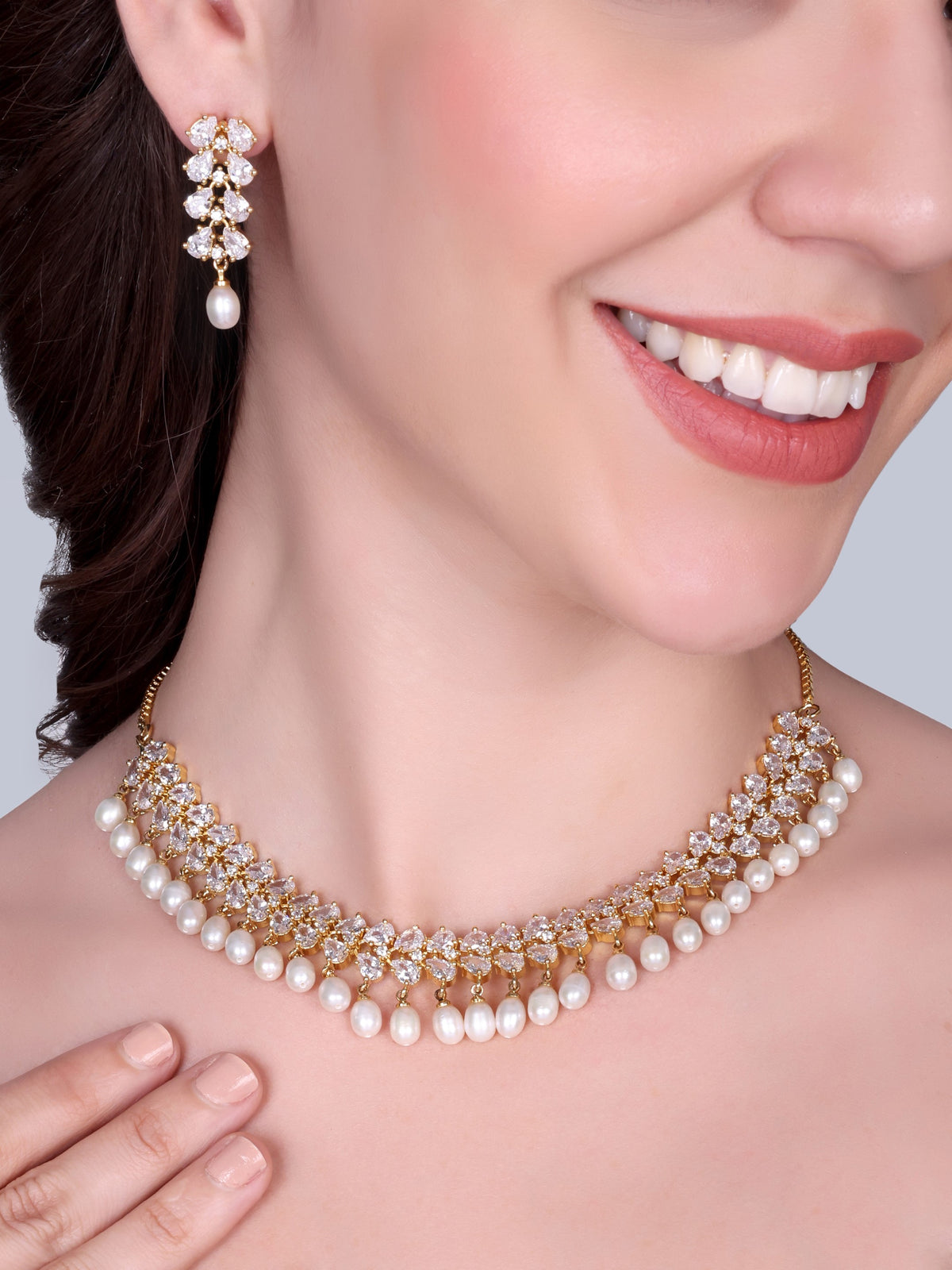 Lumina Designer Pearl Necklace Set