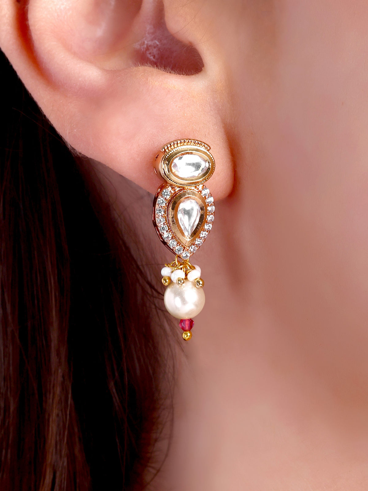 Ishani Kundan Designer Pendant Set
