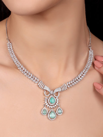 Manjari Emerald and diamond set