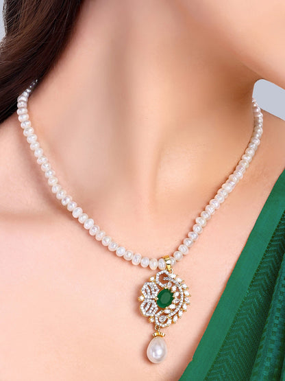 Sia Emerald Designer Pearl Necklace Set